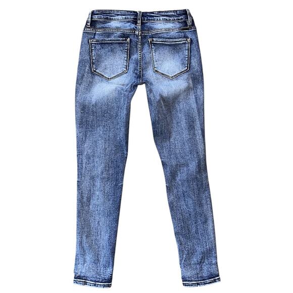 KanCan Mid-Rise Distressed Button Fly Skinny Jeans Size 7 27X29 - Picture 5 of 7
